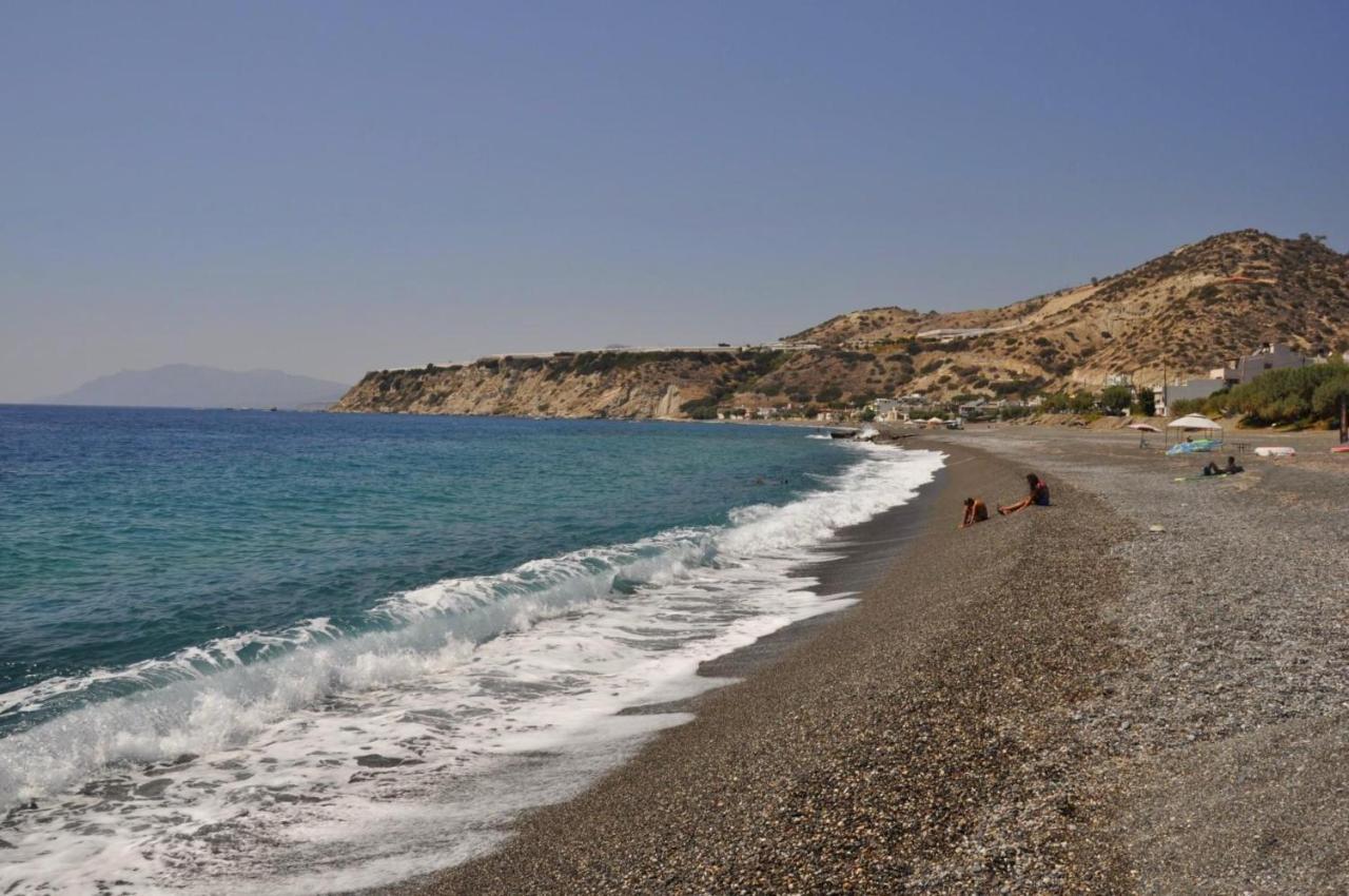 Eirini Apts On The Beach Psari Forada Exterior foto