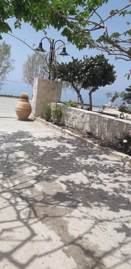 Eirini Apts On The Beach Psari Forada Exterior foto